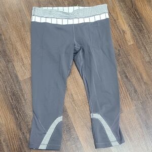 Capri fit lululemon
